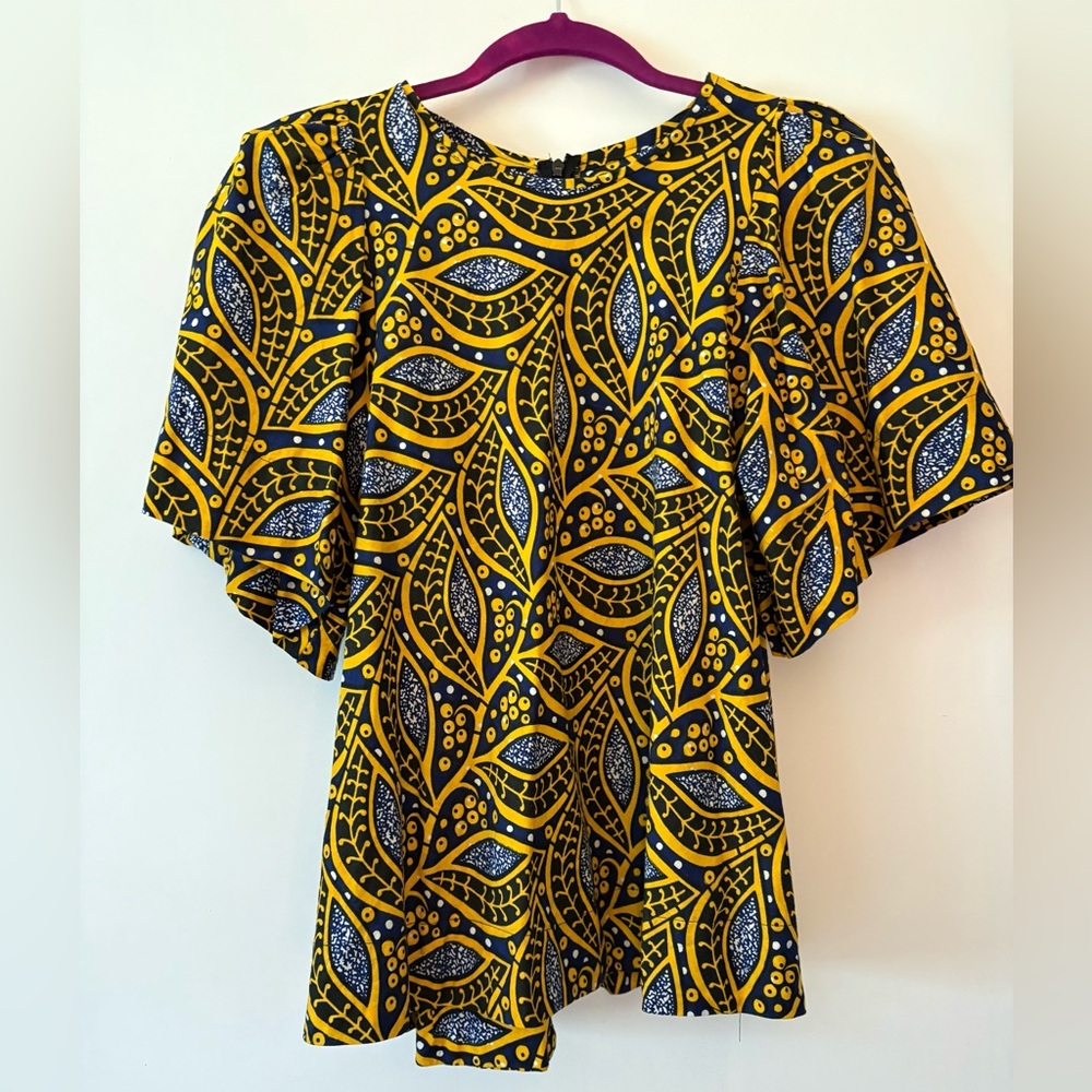 Flying Paloma handmade Patterned swing top with bell sleeves M